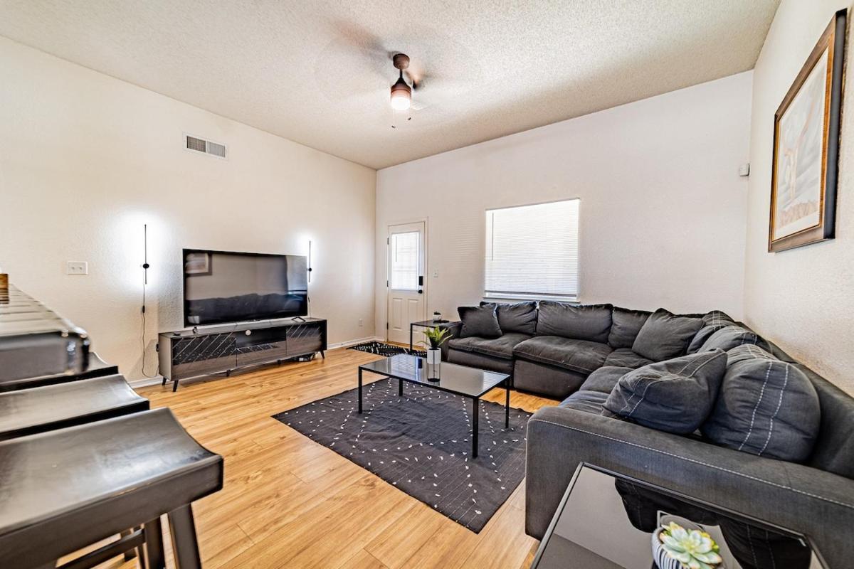 Perfect Family Home With Games Near Fort Bliss El Paso Bagian luar foto